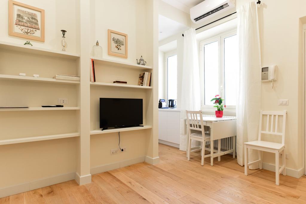Bright And Comfy 3 Bedroom Apt In Monti Rome Bagian luar foto