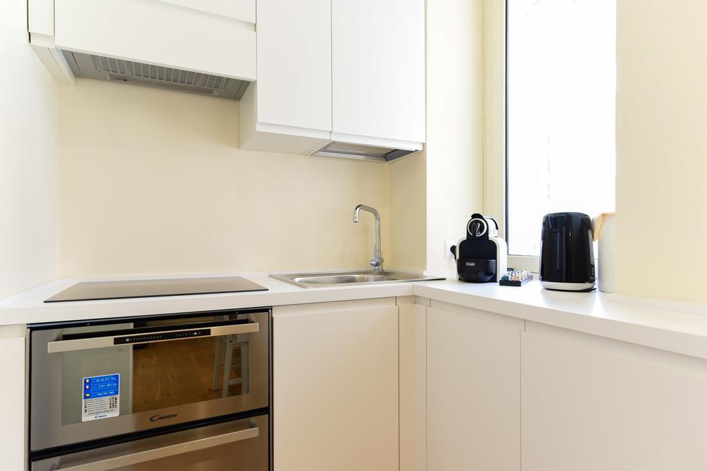 Bright And Comfy 3 Bedroom Apt In Monti Rome Bagian luar foto