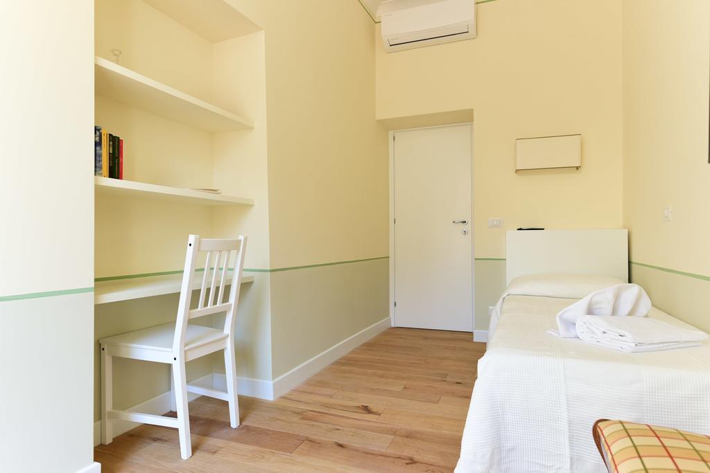 Bright And Comfy 3 Bedroom Apt In Monti Rome Bagian luar foto